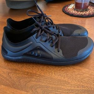 Vivo barefoot shoes